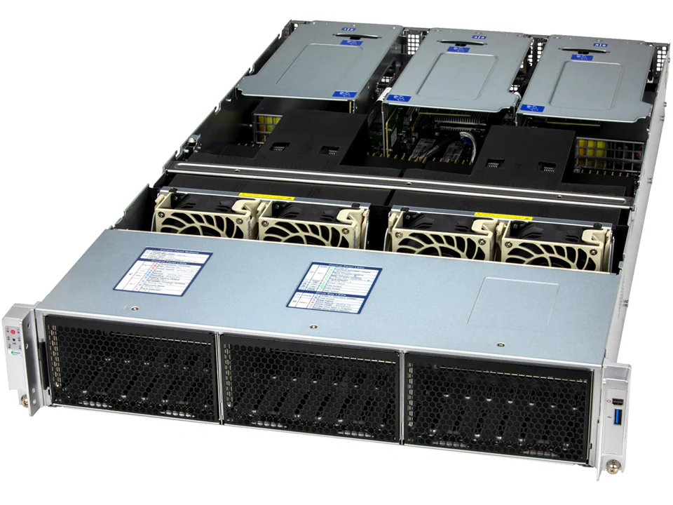 Сервер Supermicro CloudDC SYS-222C-TN - вид спереди